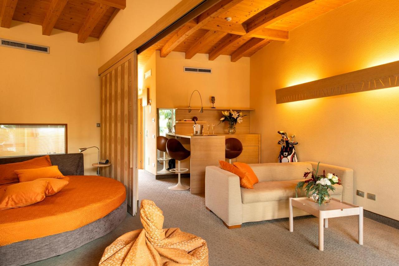 Color Hotel Style, Design & Gourmet Bardolino Esterno foto