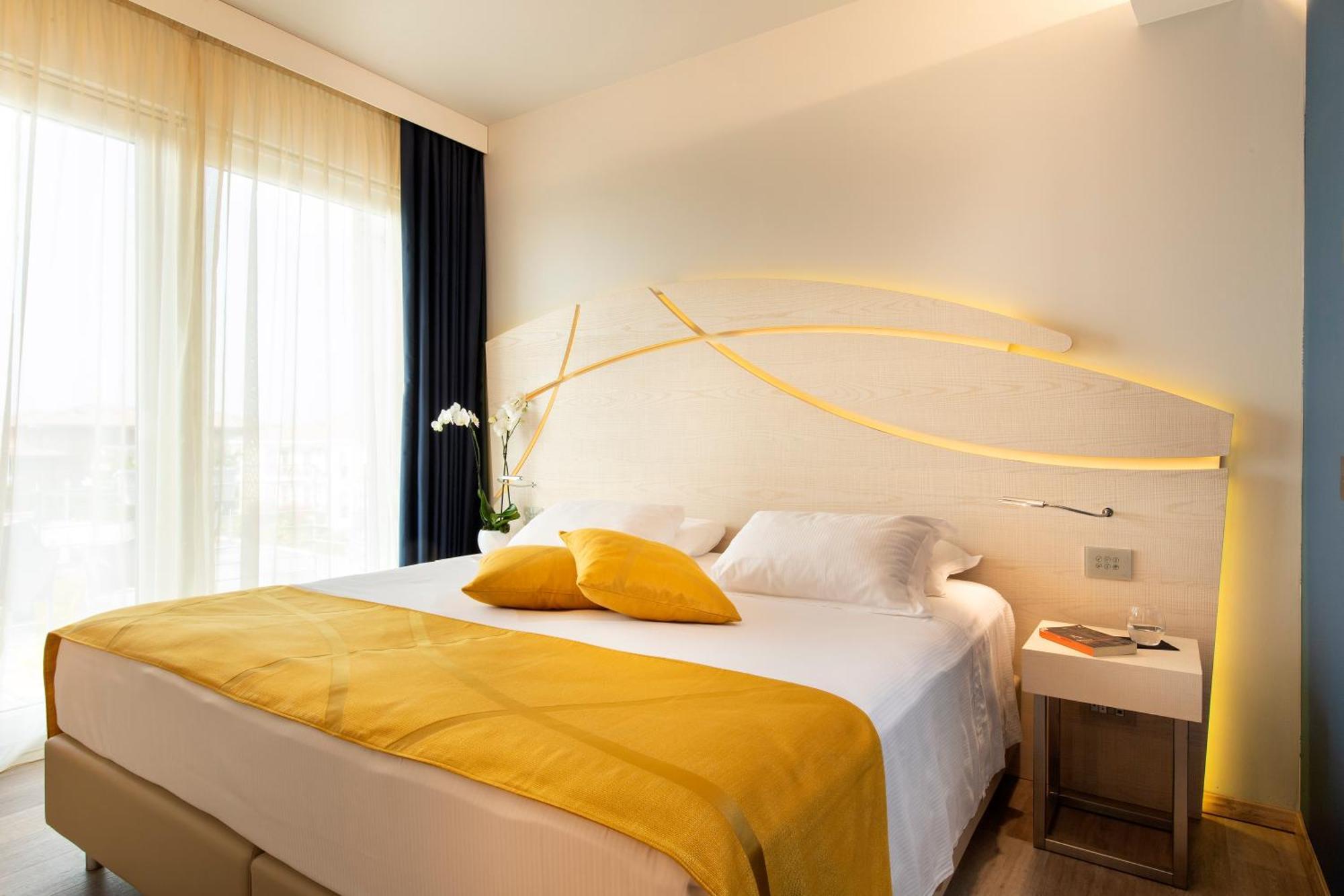 Color Hotel Style, Design & Gourmet Bardolino Camera foto