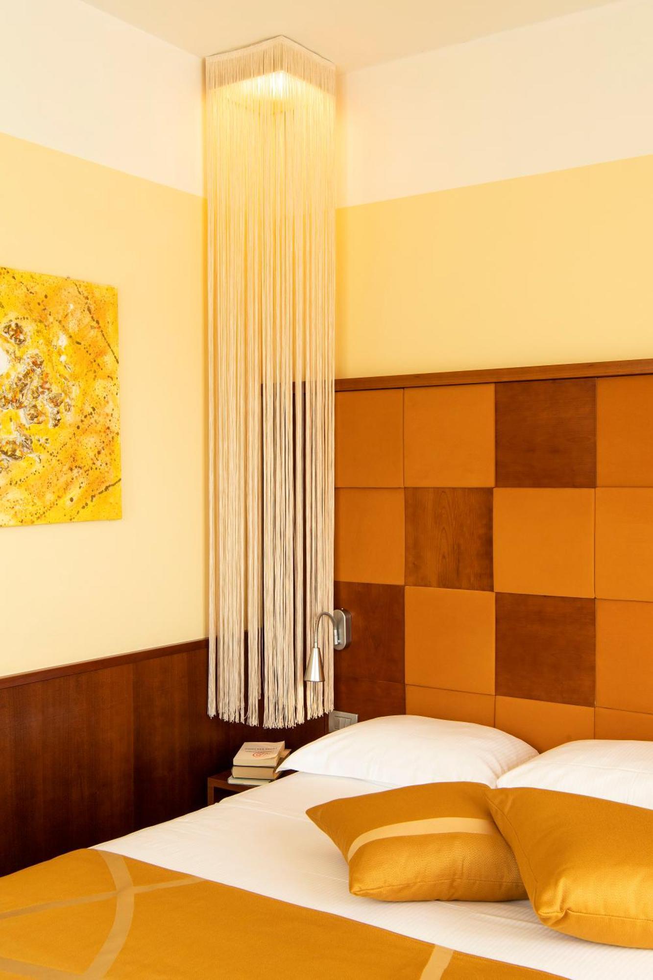 Color Hotel Style, Design & Gourmet Bardolino Esterno foto
