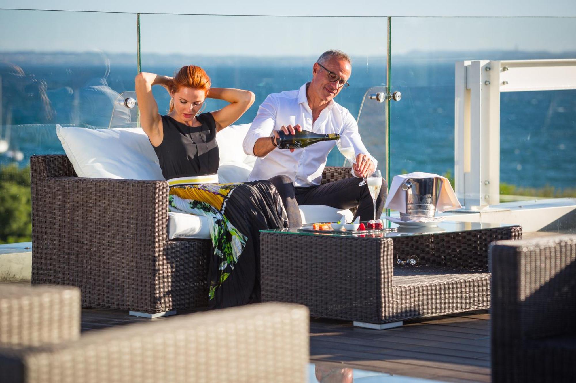 Color Hotel Style, Design & Gourmet Bardolino Esterno foto