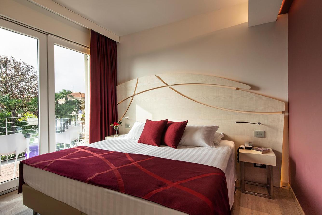 Color Hotel Style, Design & Gourmet Bardolino Esterno foto