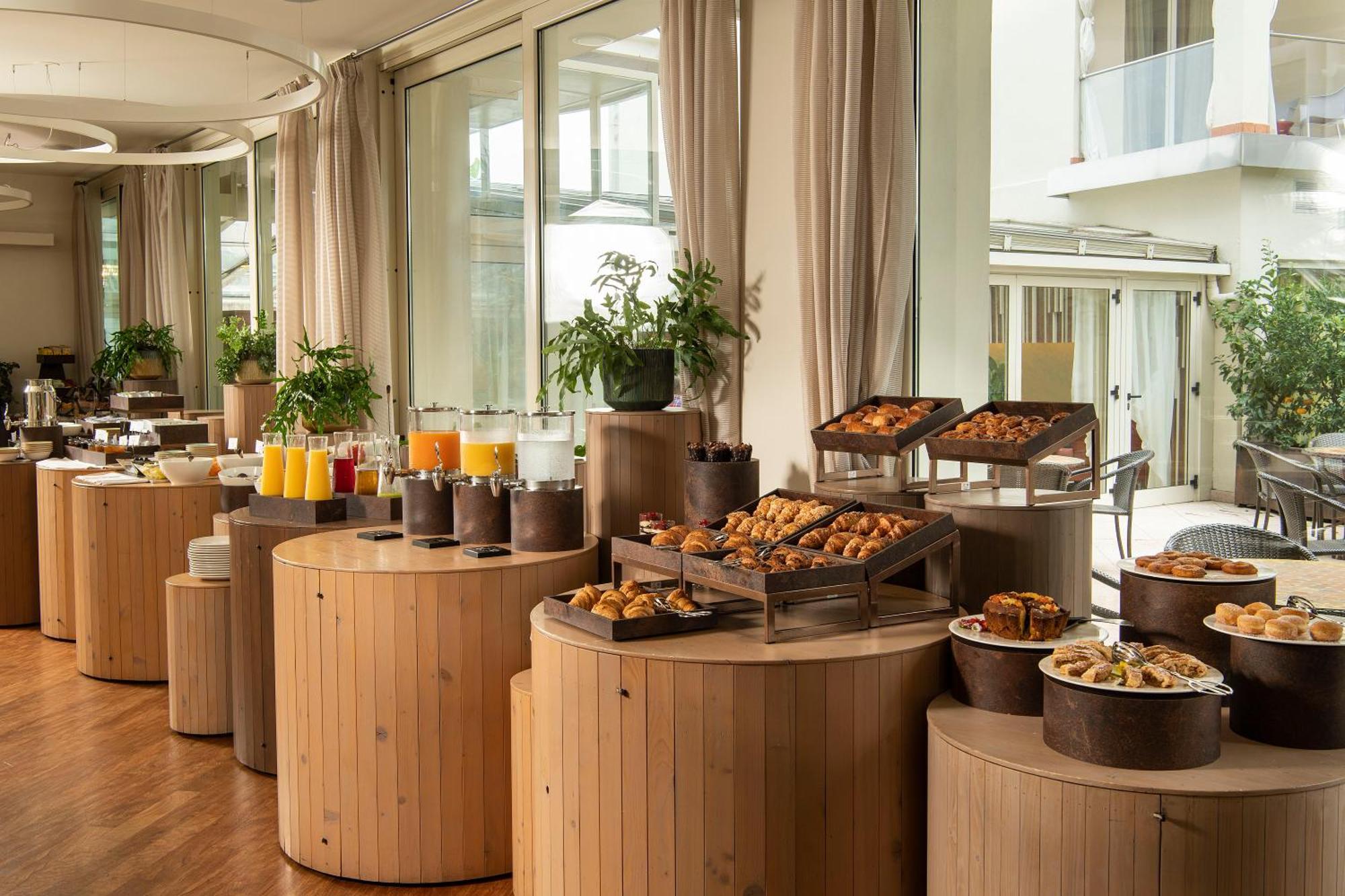 Color Hotel Style, Design & Gourmet Bardolino Esterno foto