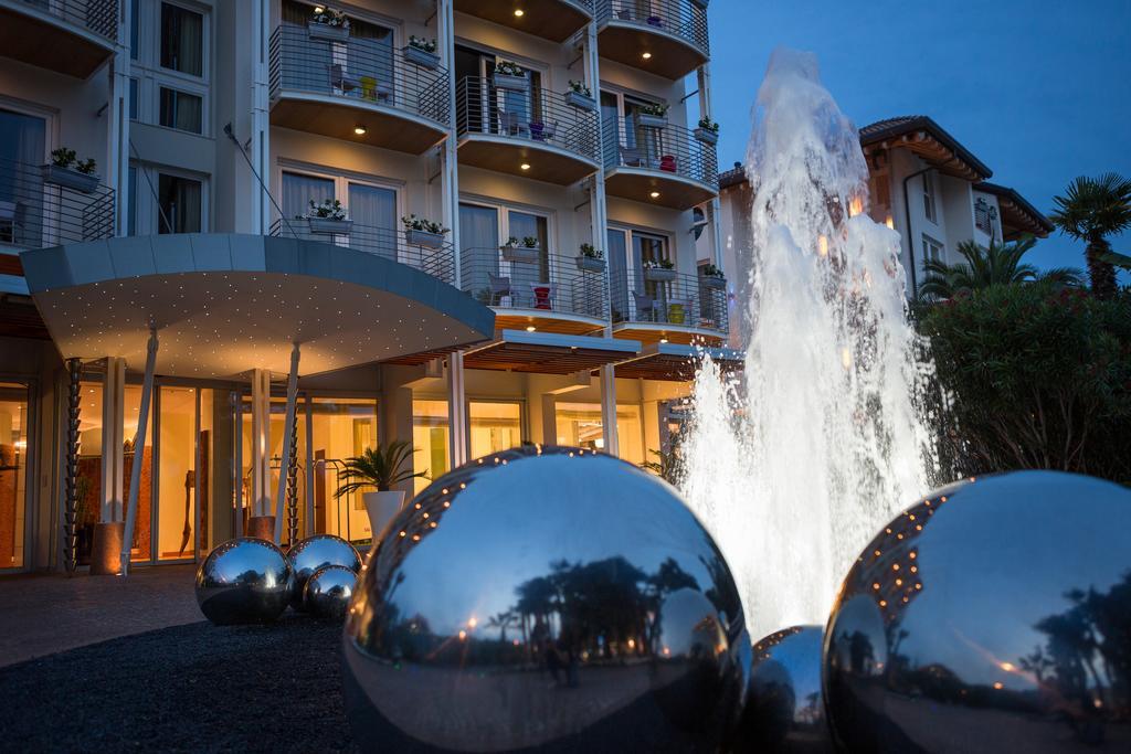 Color Hotel Style, Design & Gourmet Bardolino Esterno foto